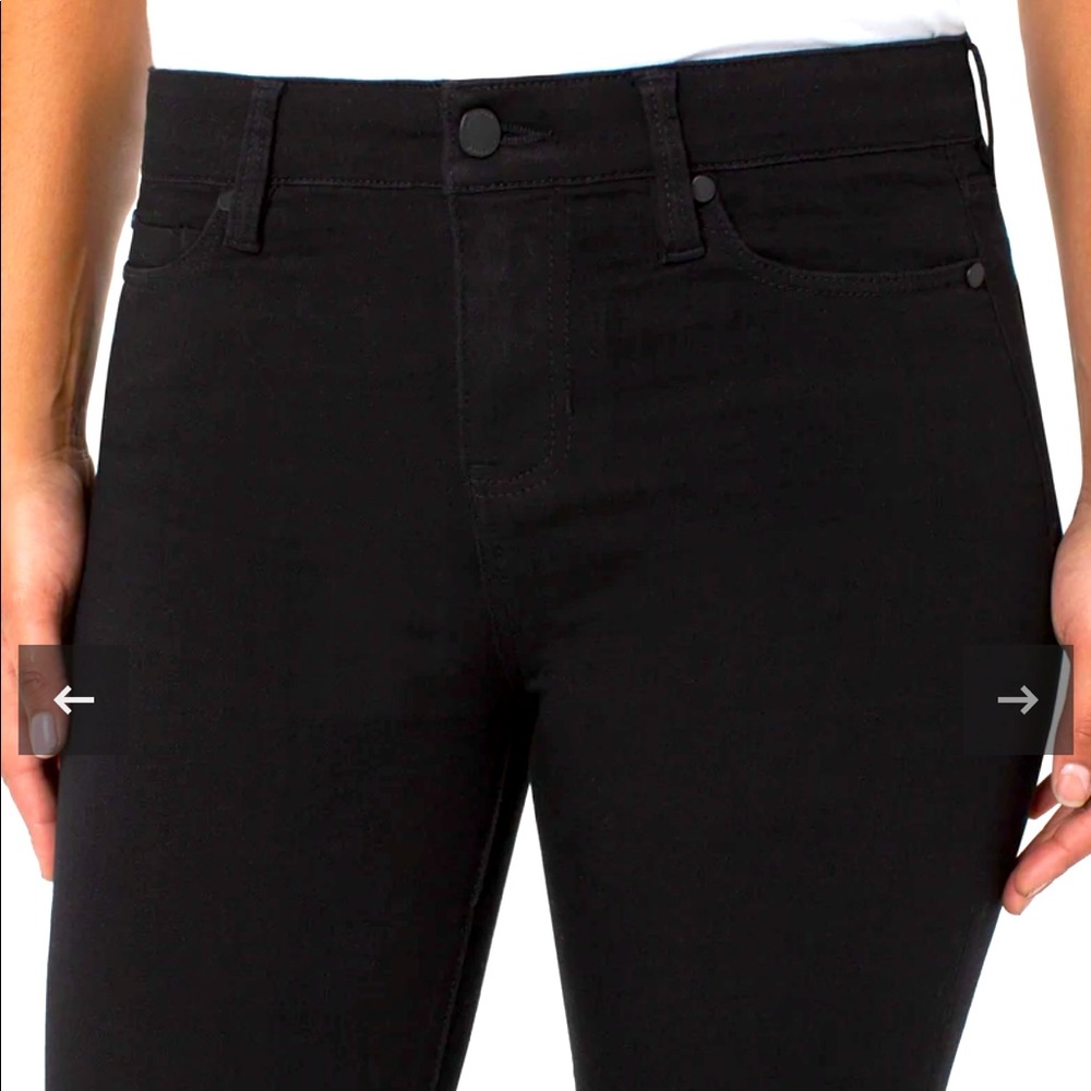 Liverpool Abby Ankle Skinny Jean, Black